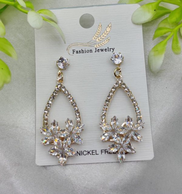 Imported Elegant Unique types Earrings – Luxurious Gold Finish | Best Quality Artificial Earrings For Girls & Women
