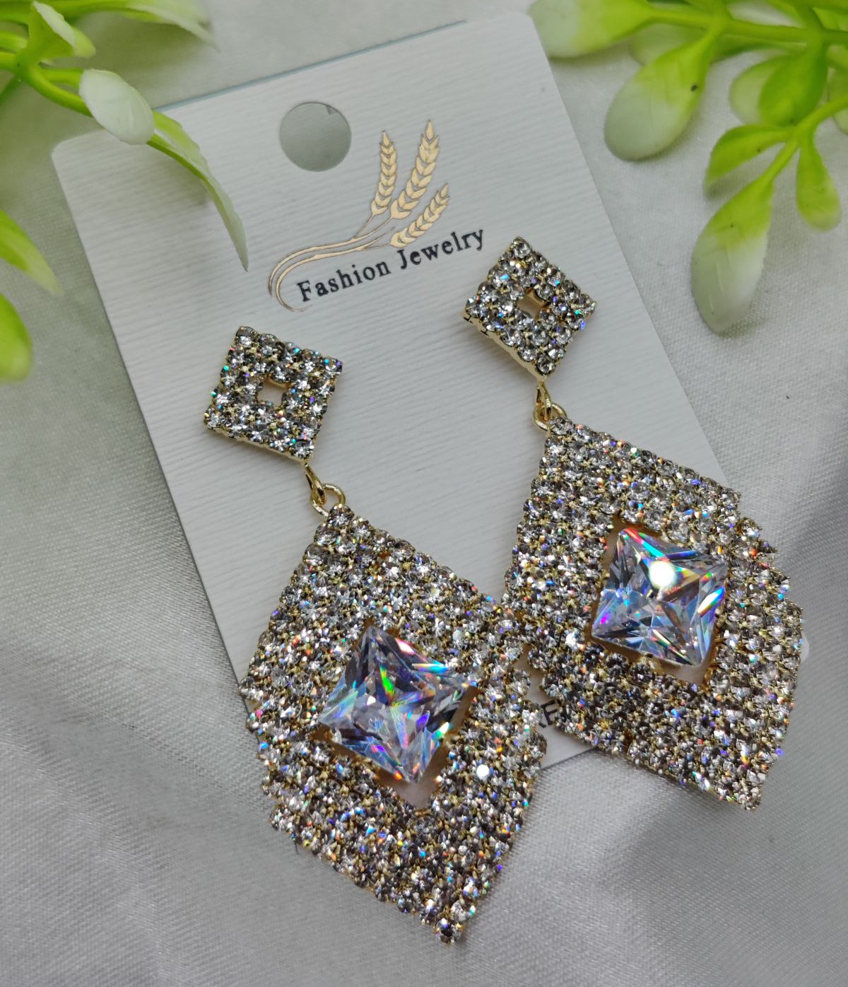 Imported Elegant Unique types Earrings – Luxurious Gold Finish | Best Quality Artificial Earrings For Girls & Women