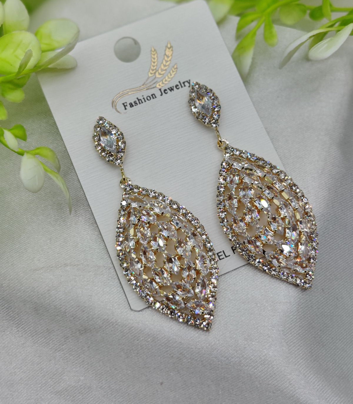 Imported Elegant Unique types Earrings – Luxurious Gold Finish | Best Quality Artificial Earrings For Girls & Women