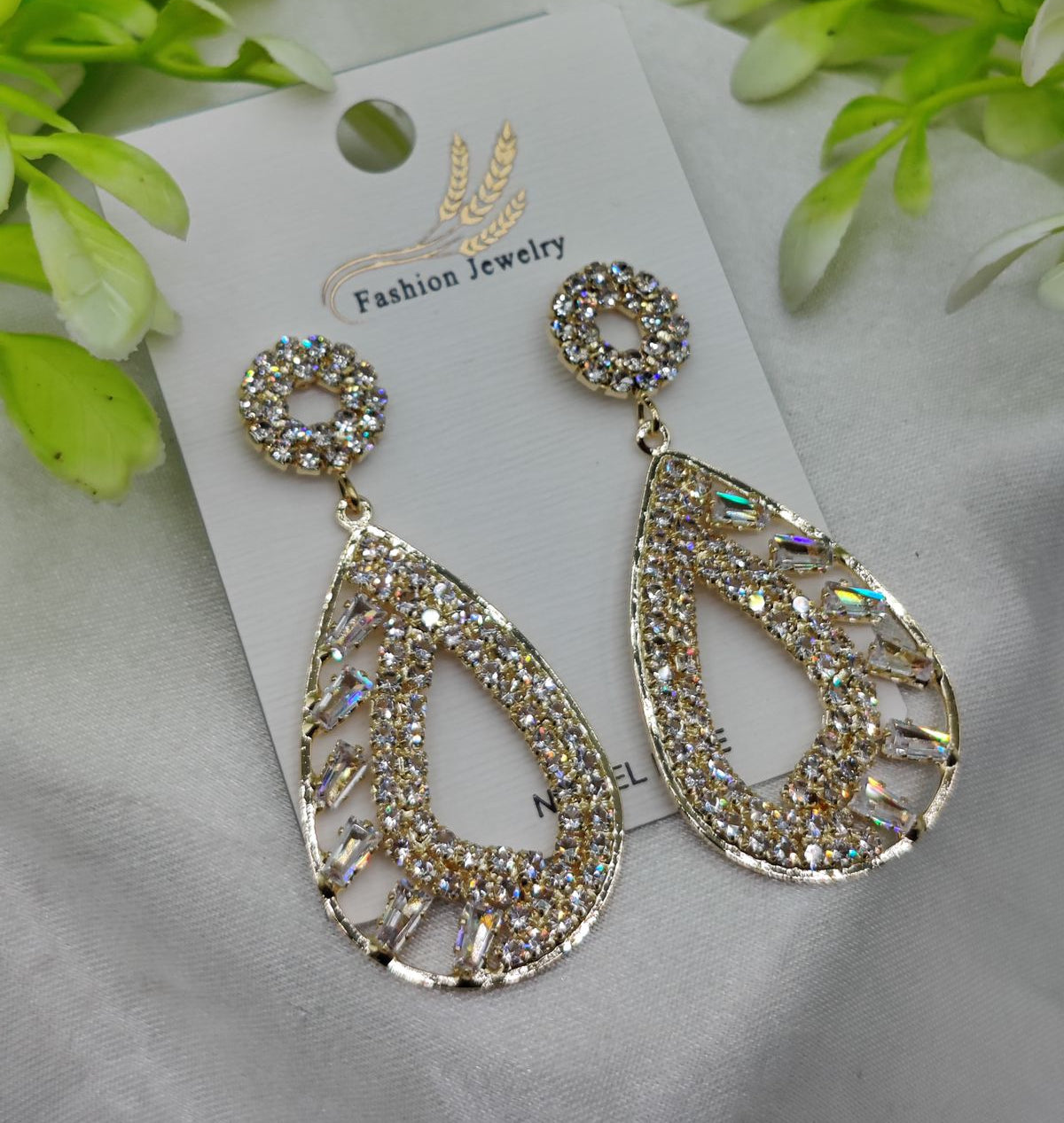 Imported Elegant Unique types Earrings – Luxurious Gold Finish | Best Quality Artificial Earrings For Girls & Women