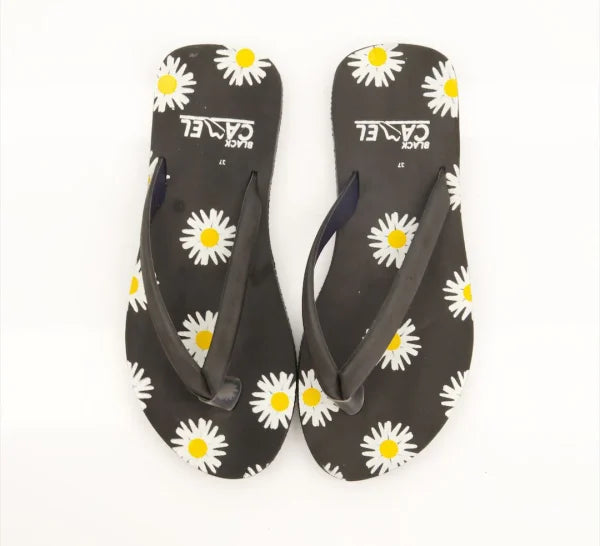 009 Ladies Flower Print Daisy Flip Flop Slippers For Girls & Womens (Random colors)