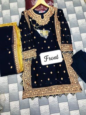 3 Pcs Women’s Stitched Crinkle Chiffon Embroidered Suit