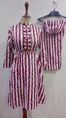 2 Pcs Women's Stitched Printed Frock And Trouser