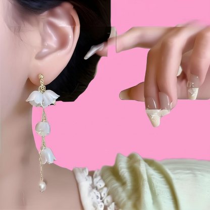 Pearl Korean Flower Earrings For Women – Elegant White Floral Design With Classic Pearl Detailing | Stylish Fashion Jewelry For Parties, Weddings, And Daily Wear