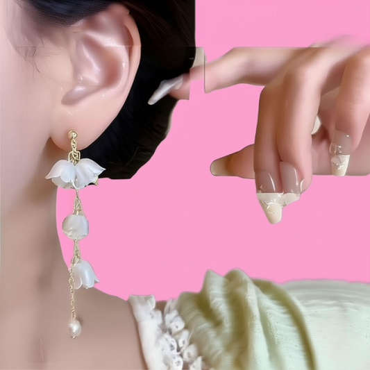 Pearl Korean Flower Earrings For Women – Elegant White Floral Design With Classic Pearl Detailing | Stylish Fashion Jewelry For Parties, Weddings, And Daily Wear
