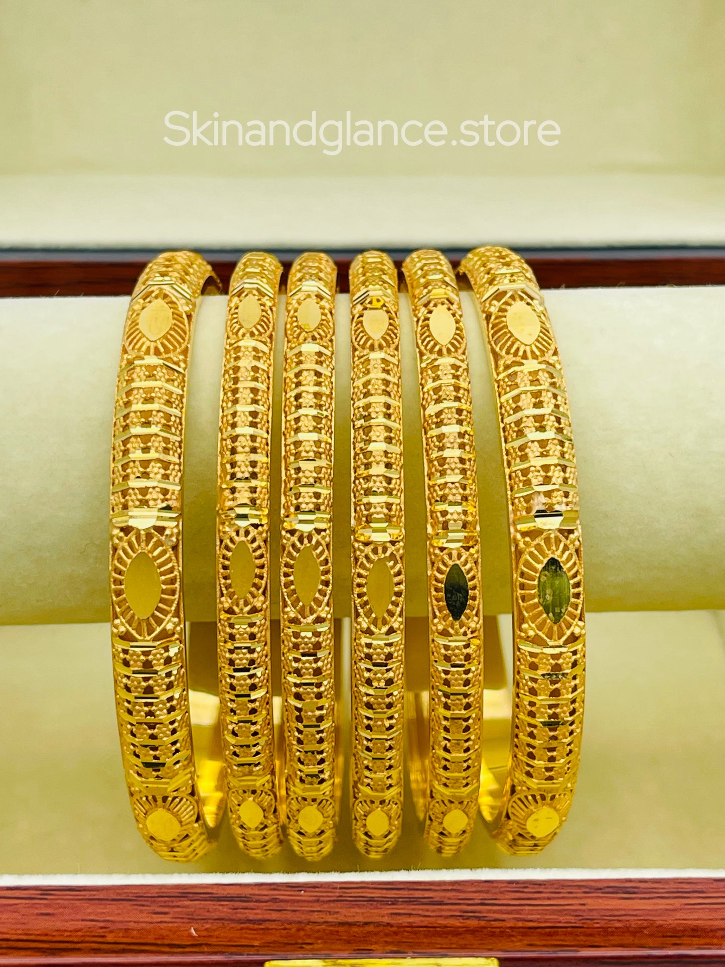 Turkish gold plated Bangles/Bracelets, 24 karat Gold plated (Set of 6 Bangles, Artficial jewellery)
