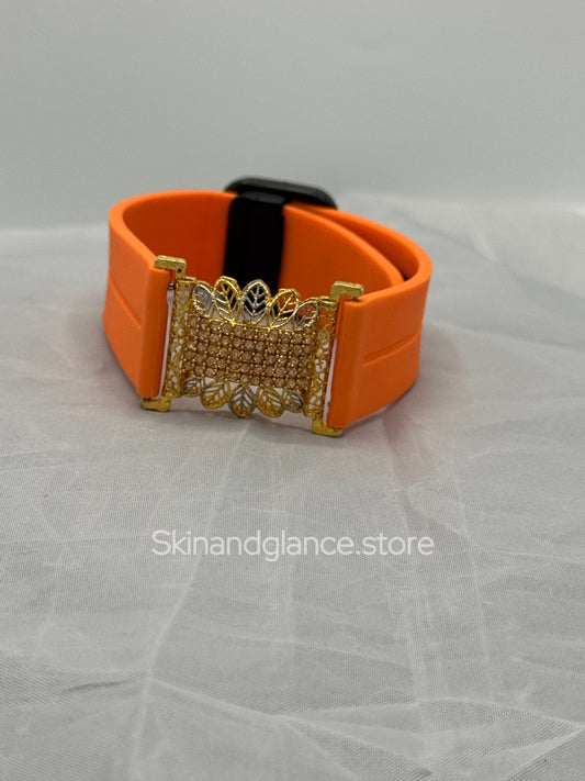 Antique Jewel Bracelet with diferent strap colors, 24 karat Gold Plated Jewel